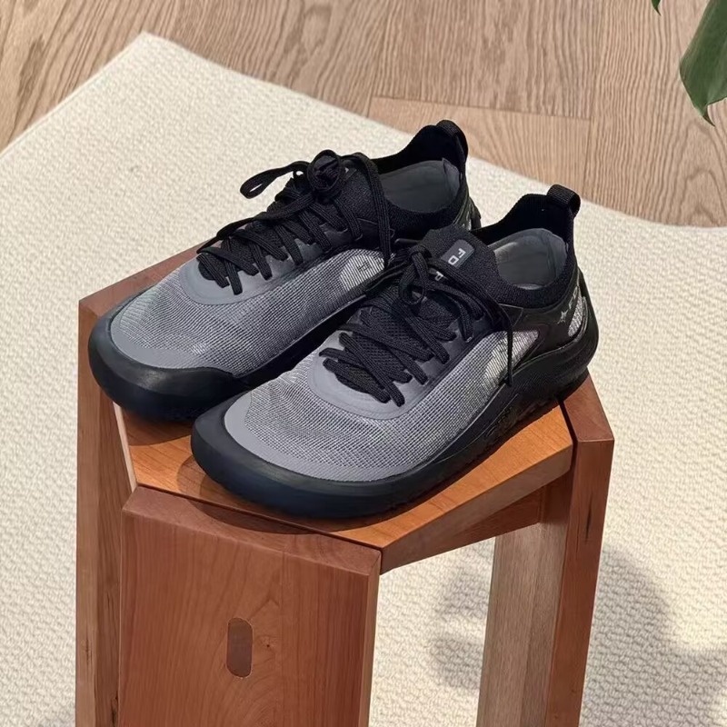 Sepatu Angkat Berat Merek Klas - Weightlifting Shoes ulasan dan harga